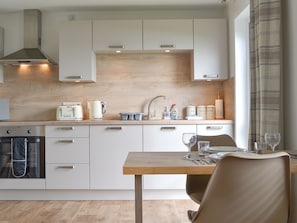 Charming kitchen/ dining area | Rockworks Chalets No. 5 - Rockworks Chalets, Holm, near Kirkwall