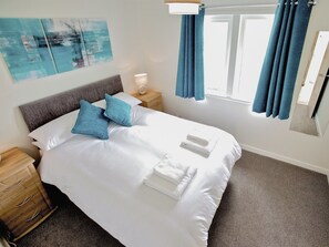 Comfortable doule bedroom | Rockworks Chalets No. 6 - Rockworks Chalets, Holm, near Kirkwall