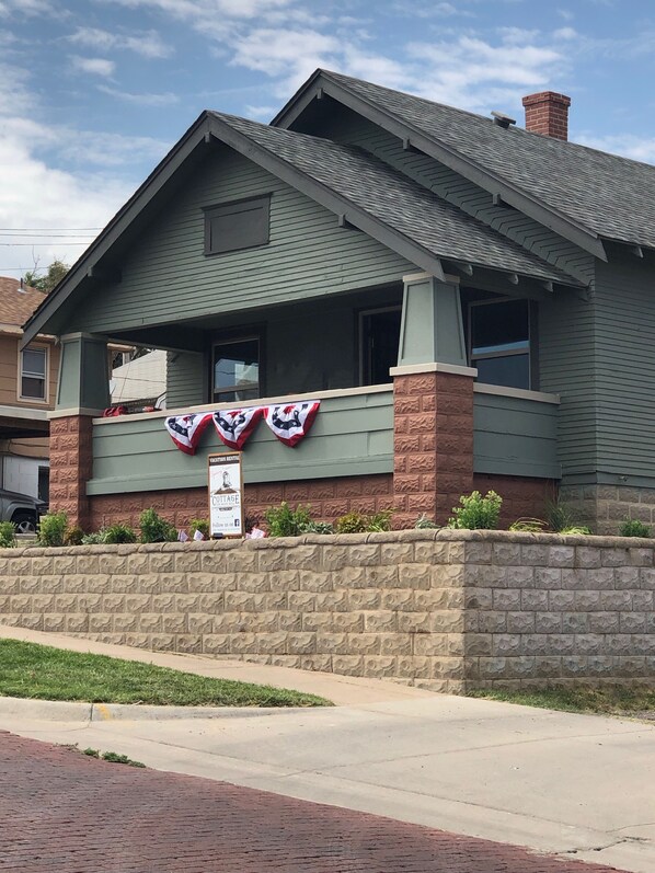 The Cottage located on Boot Hill!