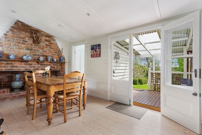 Charming Cottage in the heart of Daylesford