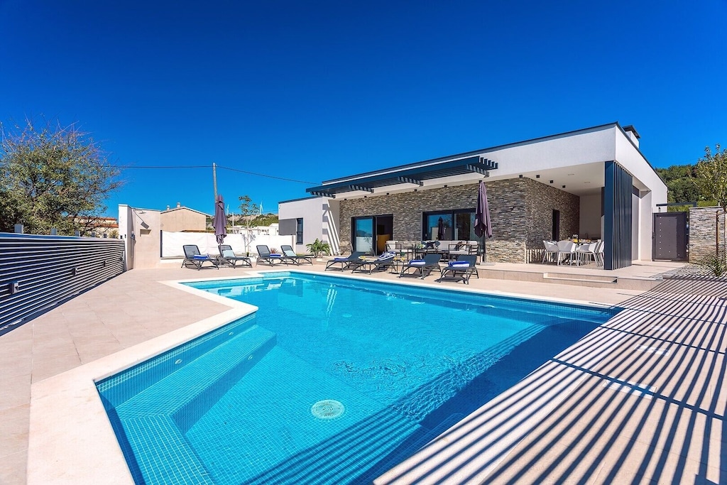 Picture of villa