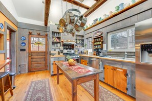 Kitchen | Cooking Basics | Drip Coffee Maker