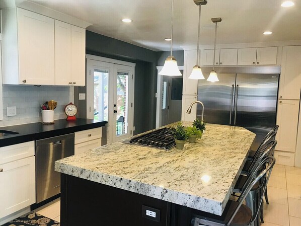 Gas cooktop