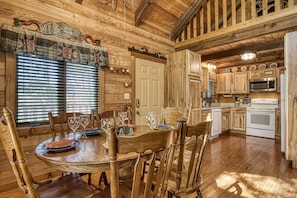 Pet Friendly Cabin in the Smokies - Cedar Lodge - Dining area and kitchen