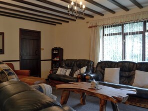Living room | Llys Cyngar, Morfa Bychan, near Porthmadog