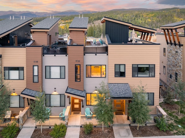 Front Exterior of Winter Park Home
