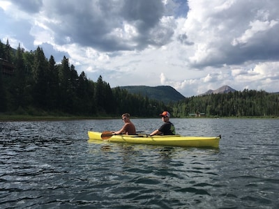 Lakeside Adventurer's Cabin