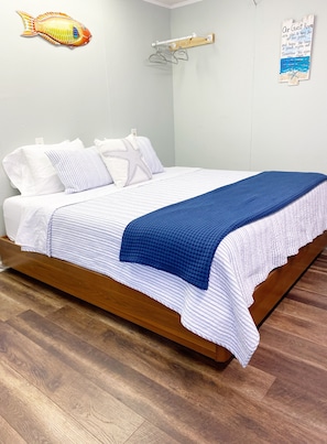 Now has a Mini Split, cool or heat the room quickly and improved air quality.