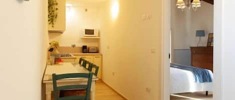 Apartment Ciliegio, first floor, one bedroom and extra room for children only