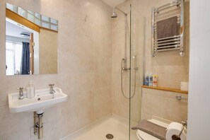Rain style shower head for a refreshing shower after a long day exploring the area