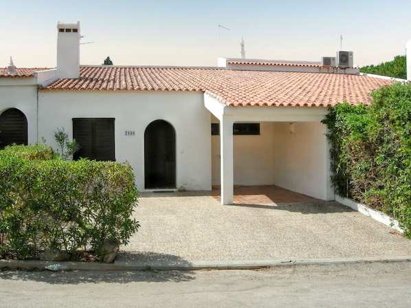 Façade