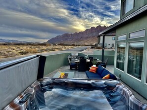 Private Hot Tub