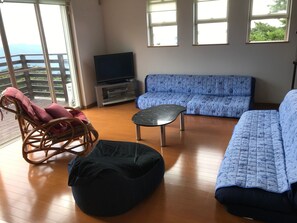 A magnificent view from the living room