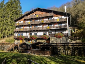 Wolffhotel-Outdoorhotel-Restaurant