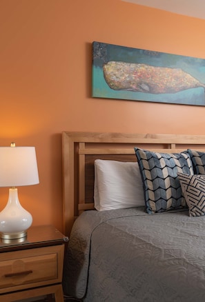 Bedroom 1 with Queen Bed (2)