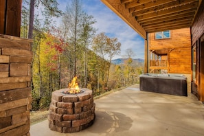 Gas Fireplace & Hot Tub