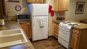 fully equipped kitchen
