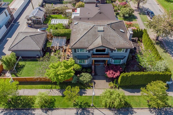 Bird eye view- with Mini Basketball/Hockey court & Soccer pitch/pergola firepit 