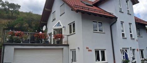 Ferienwohnung Haus am Pfalzhof