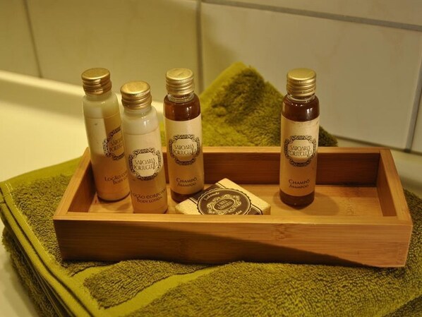 Bathroom amenities