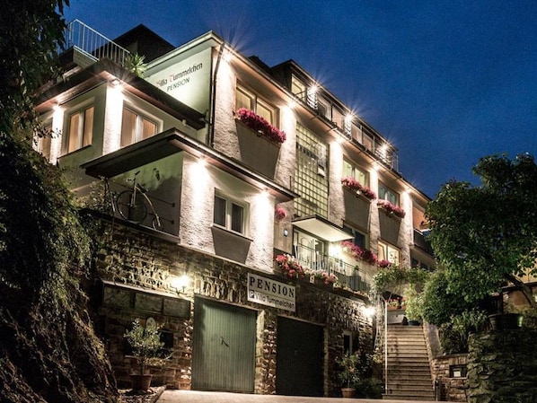 Villa Tummelchen, Hotel-Pension garni