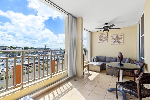Fully furnished balcony with a view to the marina