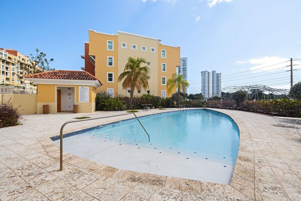 1 of the 3 pools the complex has to offer