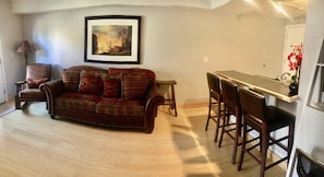 Beautiful front room; high grade furnishings, bamboo flooring