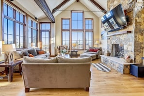 Additional view of living area - Baldy Mountain Overlook Breckenridge Vacation Rental