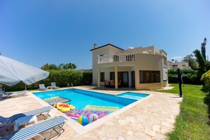 Pool %26amp%3B property