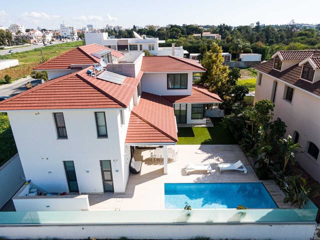 Picture of villa
