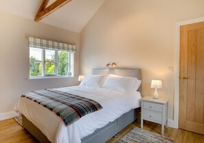 Bedroom with king-size bed