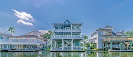 New construction located on one of largest canals leading to Galveston Bay