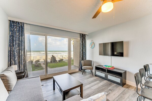Daytona Beach Vacation Rental | 1BR | 1BA | Step-Free Access | 650 Sq Ft