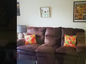 Comfy Bright living room