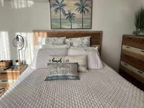 Queen Size bed