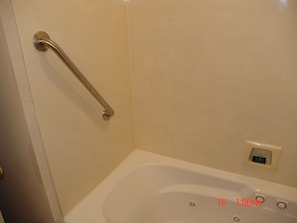 Grab bar in shower for extra safety