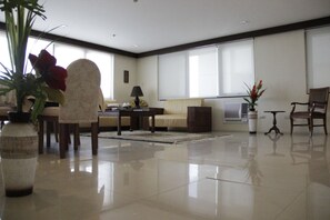 Shared dining and living room