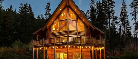 Welcome Home to the Bearfoot Chalet