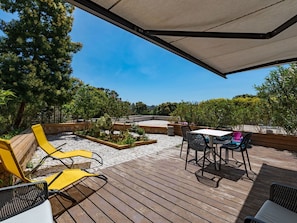 Sky, Furniture, Property, Plant, Azure, Shade, Chair, Outdoor Furniture, Table, Leisure