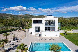 Villa Marijeta exclusive 5 star villa with 50sqm private, heated pool, 6 bedrooms
