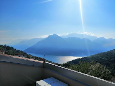 IseoLakeRental - The pearl on Lake Iseo