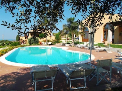 Appartamento in Villa con Piscina -Vista Mare - Sampieri  -Sole e Mare Low Cost-