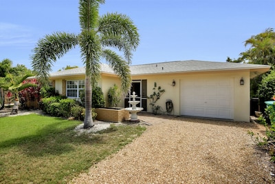 Marco Island Cottage Home