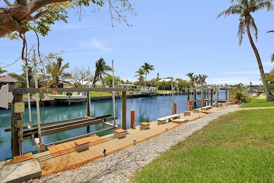 Marco Island Cottage Home