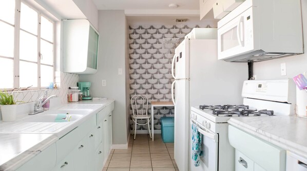 Full Kitchen w/ utensils,  appliances, dishes, cookware, coffee/tea, spices.