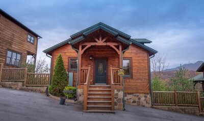Cute and Cozy Gatlinburg Cabin with Great Views, Hot Tub, and Game Room