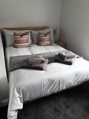 Bedroom 4 - double bed 