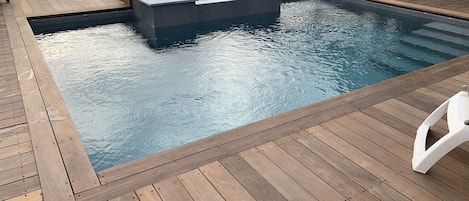 La piscine de Bora Bora entièrement rénovée en 2019..........
