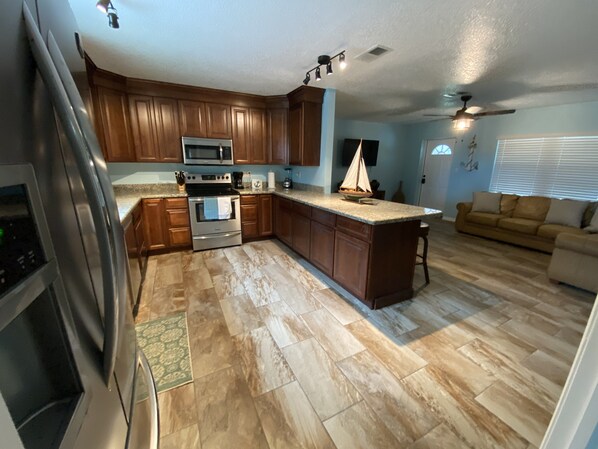 Enjoy cooking in this beautiful kitchen! There are also 3 TV's throughout home.